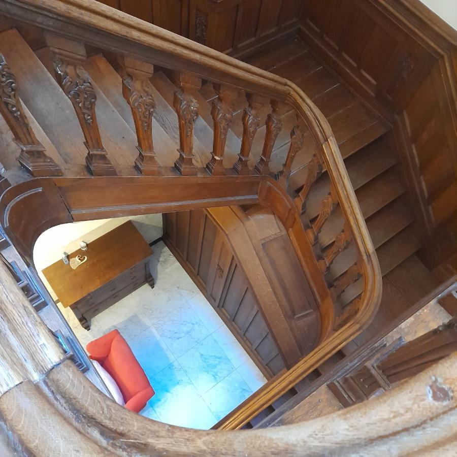 Historic Renovated Apartment With Balcony And Garden View Гауда Экстерьер фото